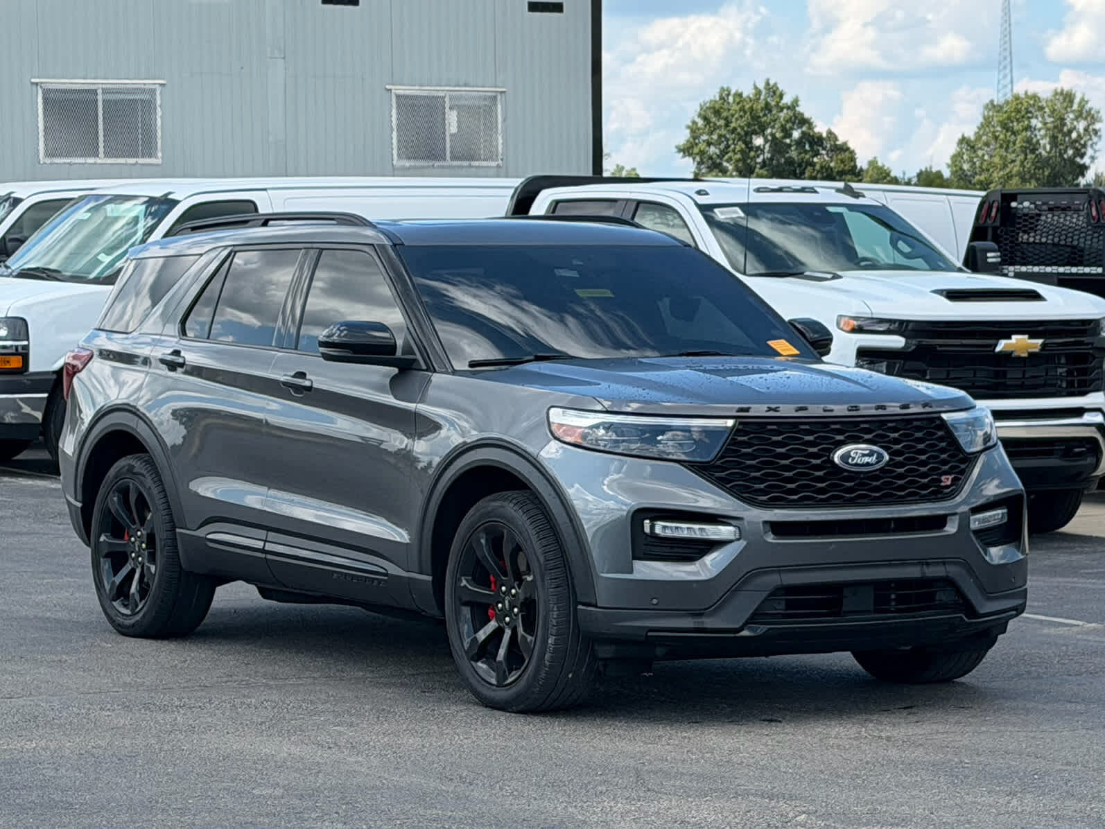 2023 FORD Explorer