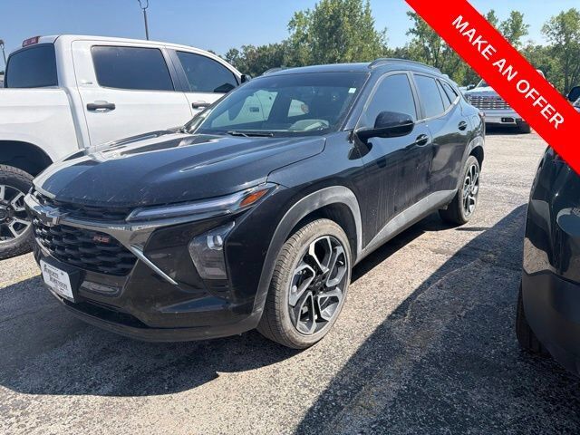 2025 CHEVROLET Trax