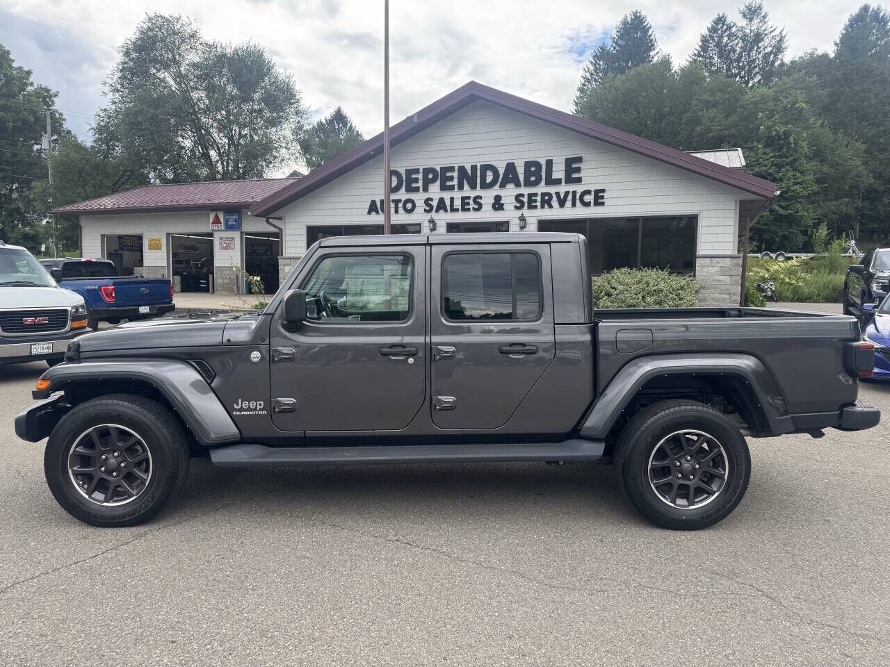 2022 JEEP Gladiator