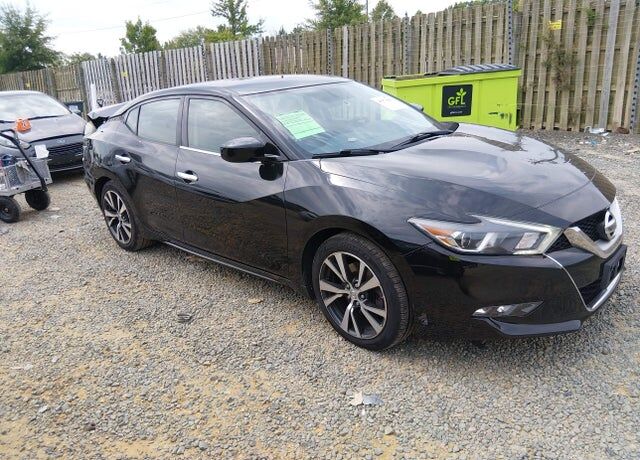 2017 NISSAN Maxima