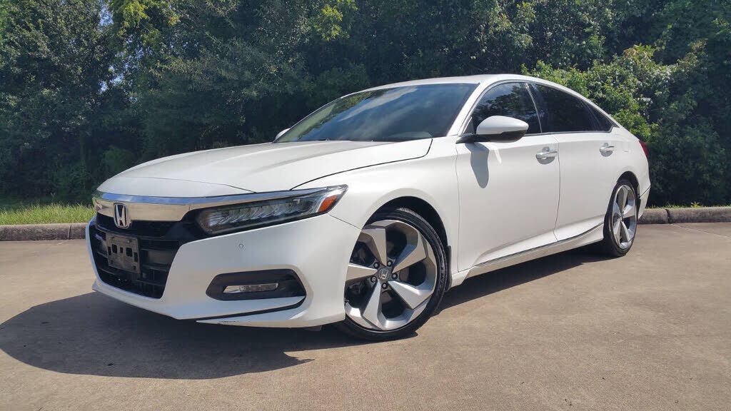 2019 HONDA Accord