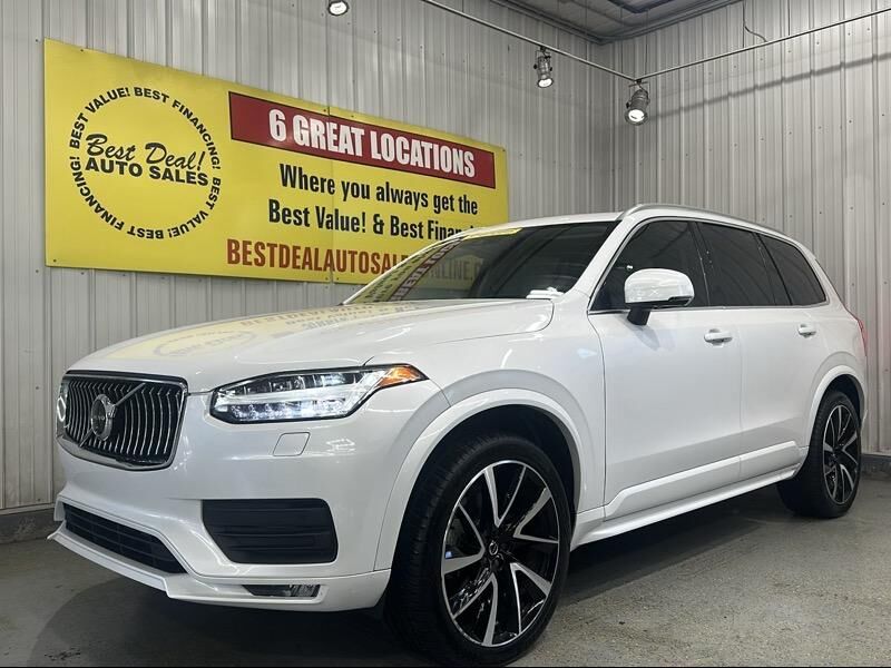 2022 VOLVO XC90