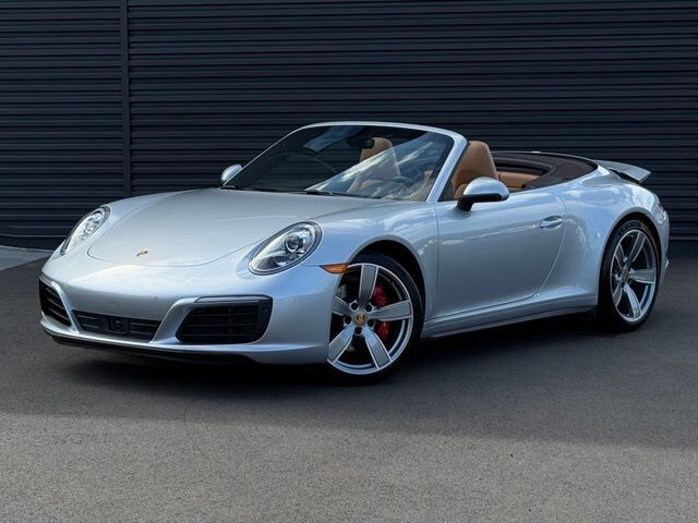 2018 PORSCHE 911