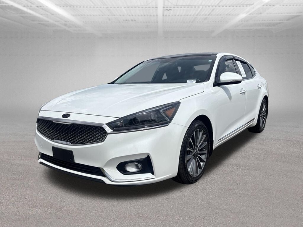 2017 KIA Cadenza