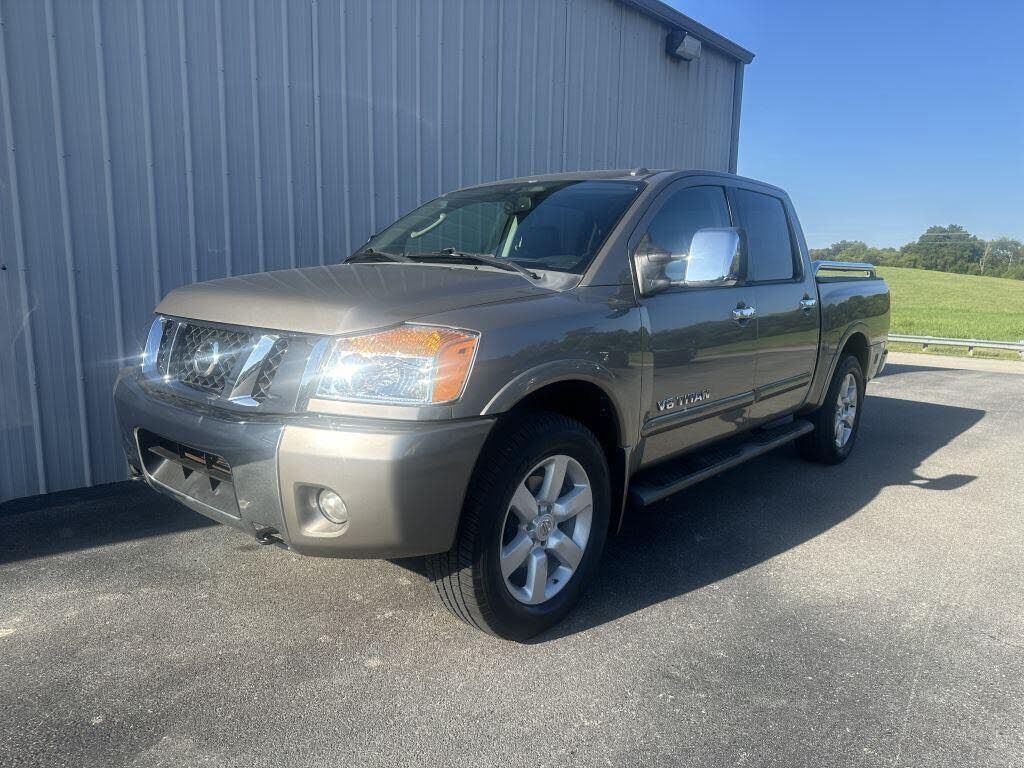 2009 NISSAN Titan