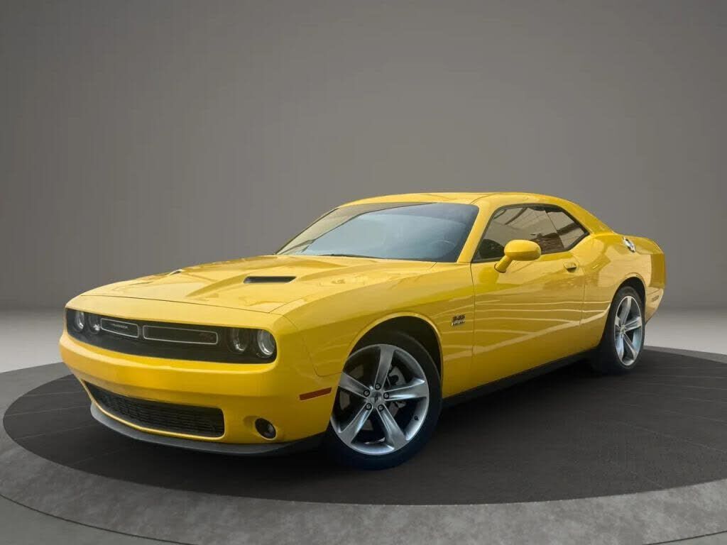 2017 DODGE Challenger
