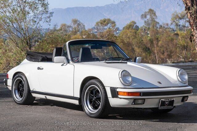 1988 PORSCHE 911