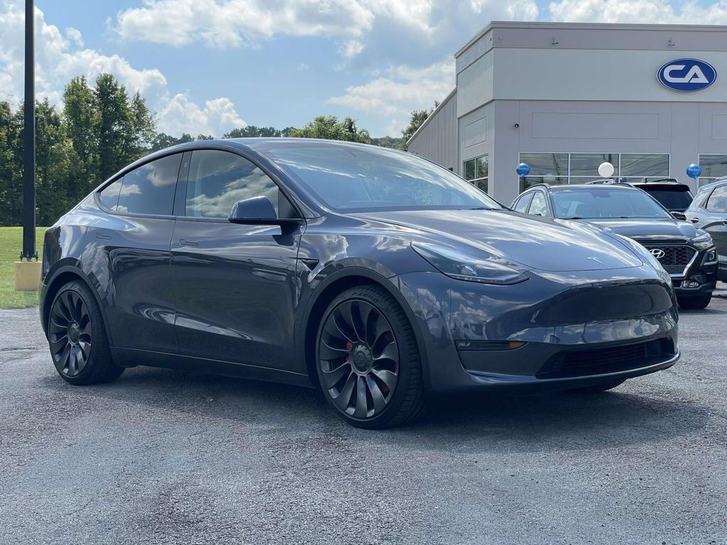 2021 TESLA Model Y