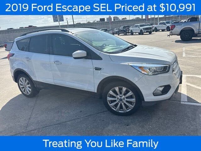 2019 FORD Escape