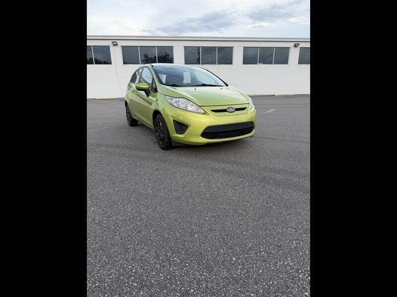 2012 FORD Fiesta