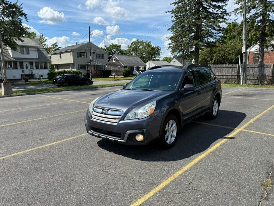 2014 SUBARU Outback