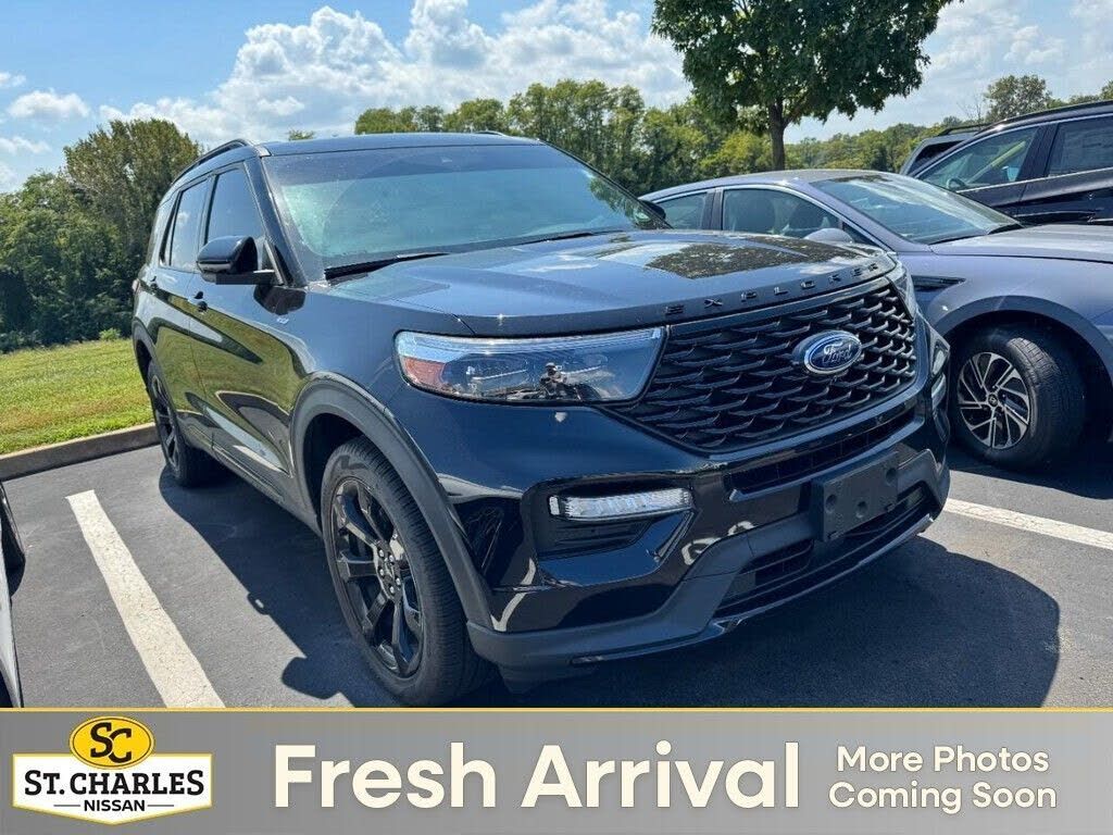 2023 FORD Explorer