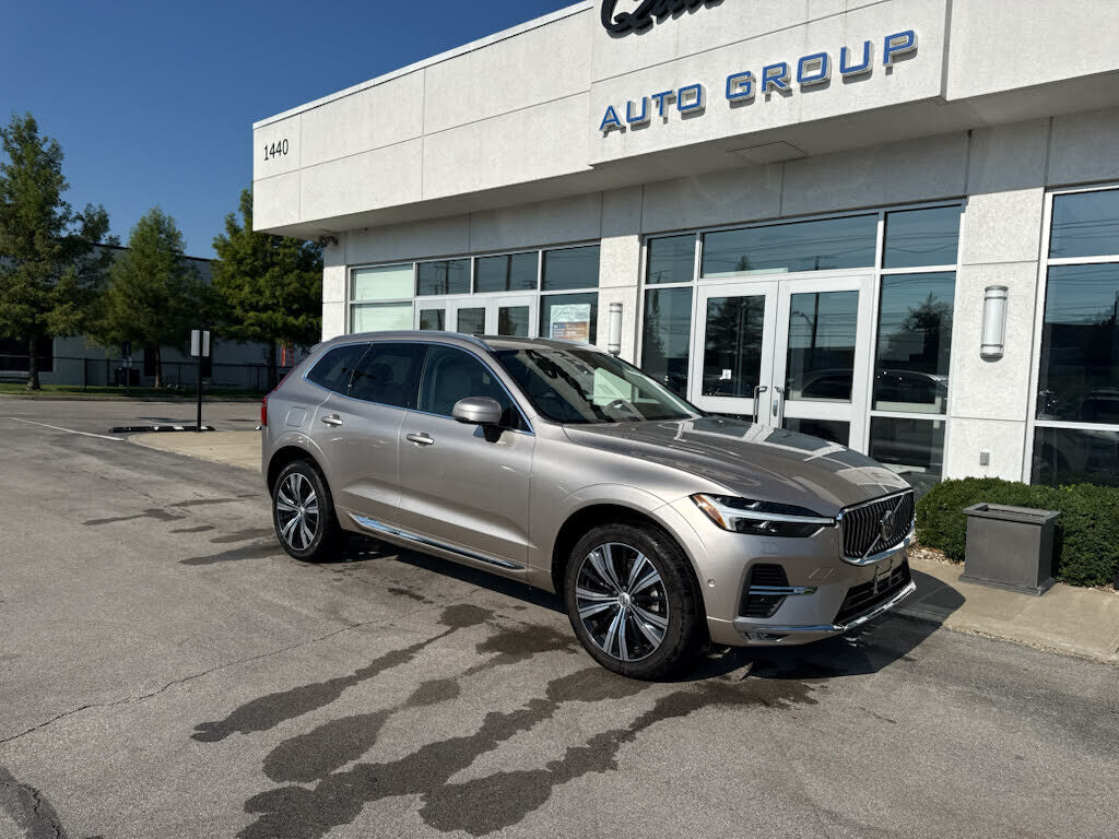 2023 VOLVO XC60