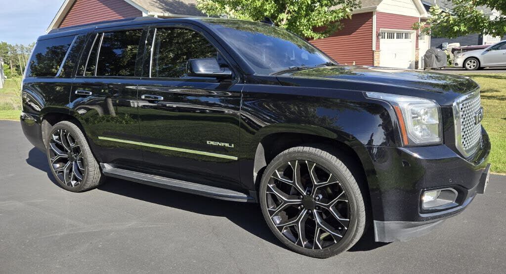 2017 GMC Yukon