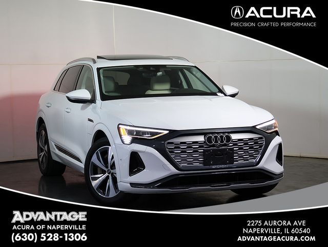 2024 AUDI Q8
