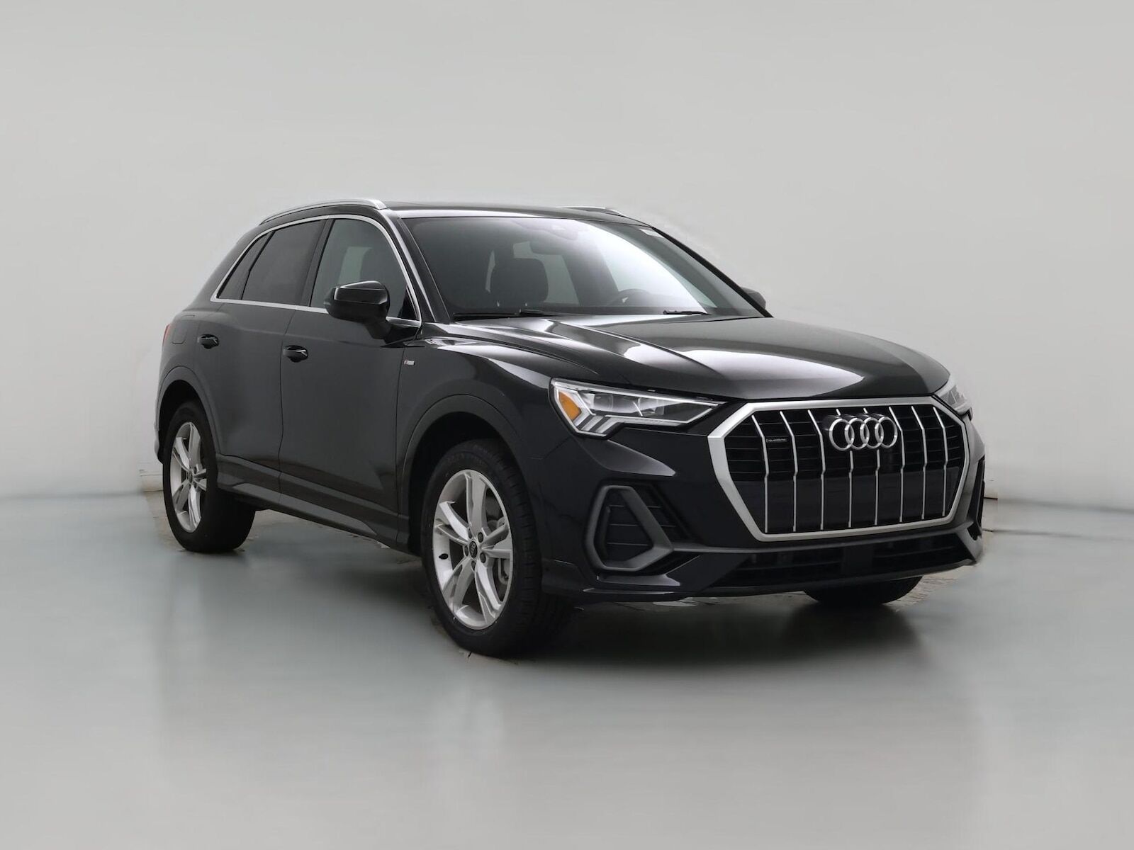 2023 AUDI Q3