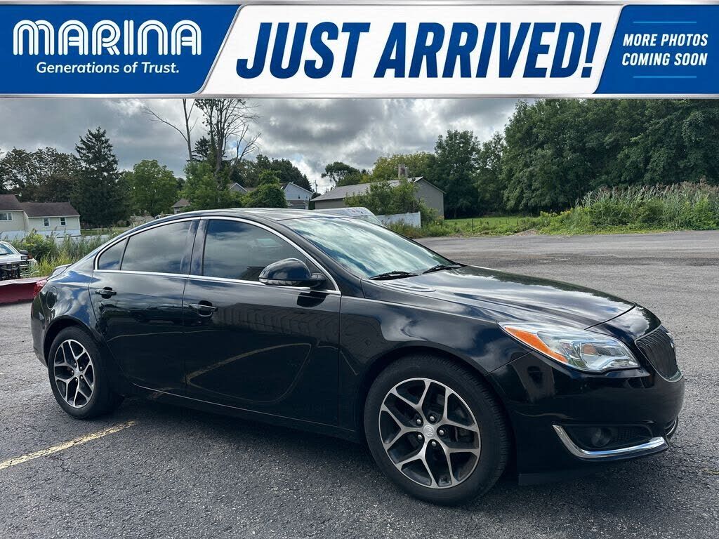 2017 BUICK Regal