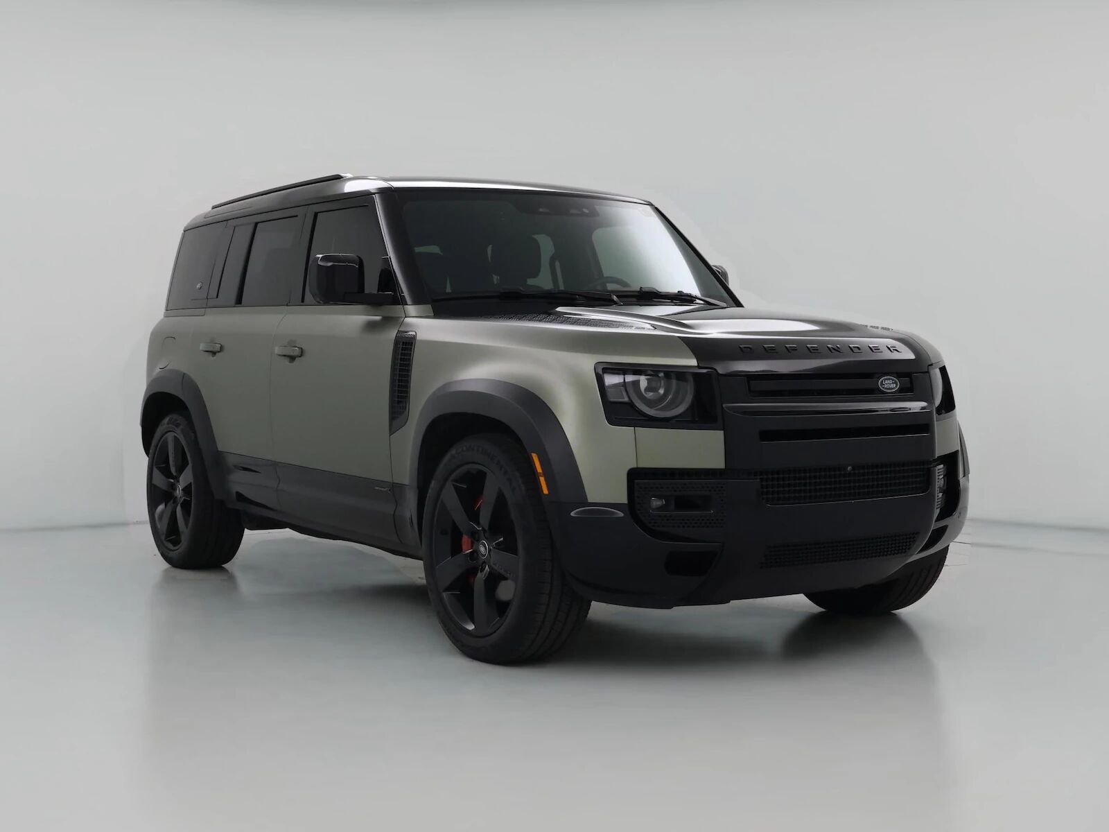 2023 LAND ROVER Defender