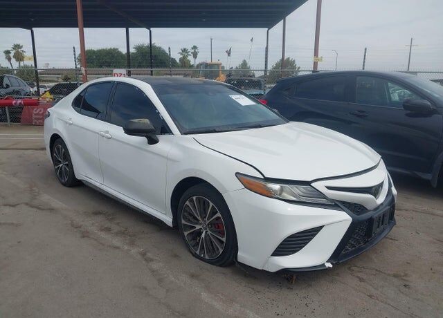 2019 TOYOTA Camry