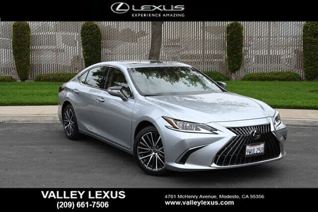 2025 LEXUS ES