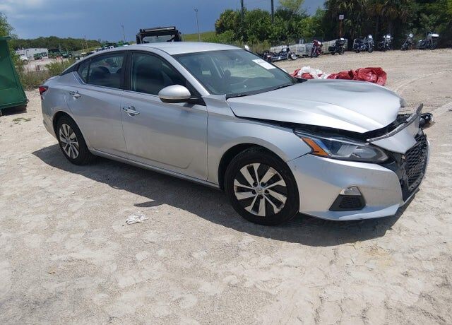 2020 NISSAN Altima