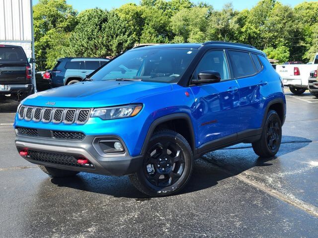 2023 JEEP Compass
