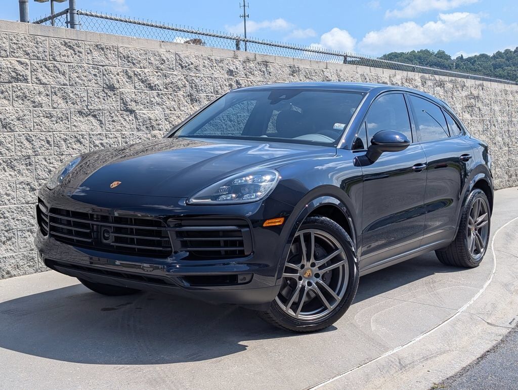 2022 PORSCHE Cayenne