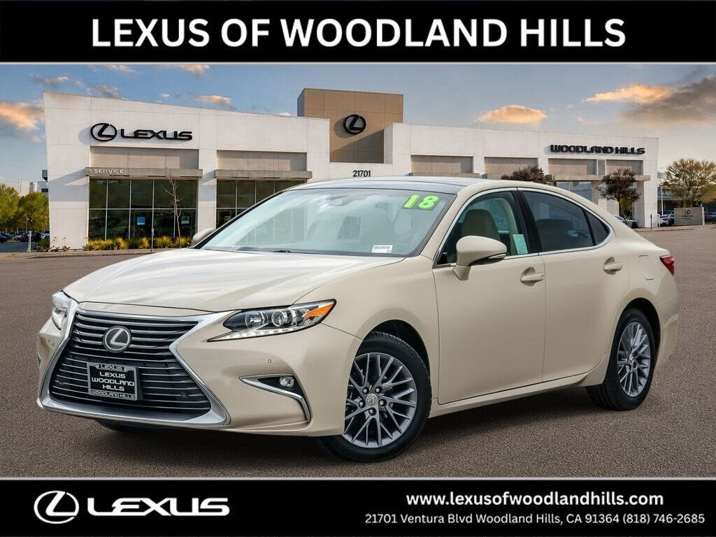 2018 LEXUS ES