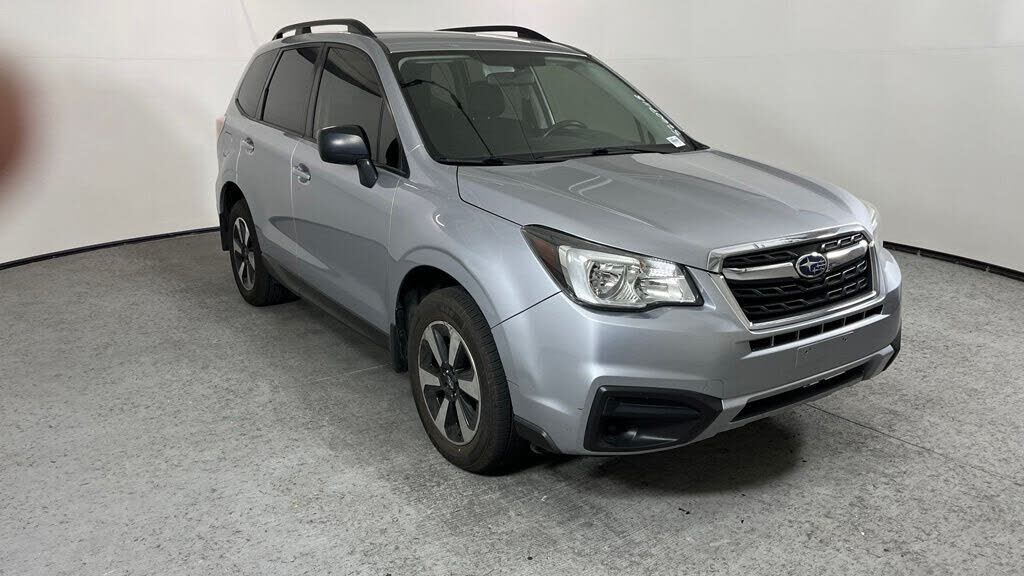 2017 SUBARU Forester