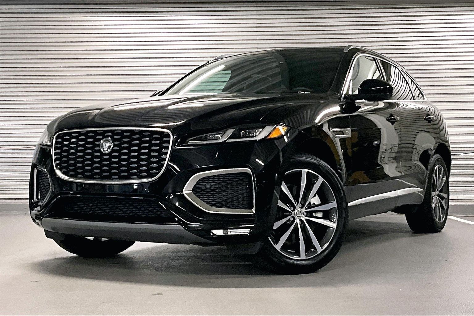 2024 JAGUAR F-Pace