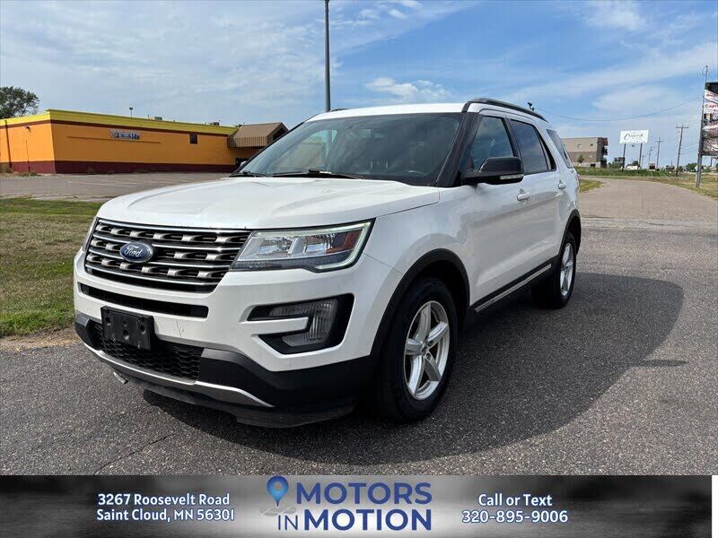 2017 FORD Explorer