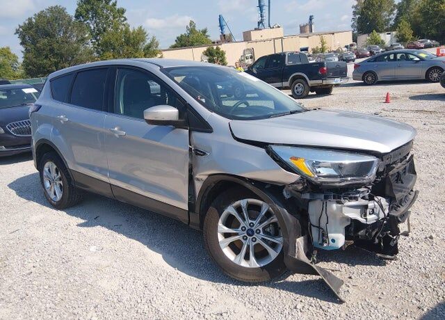 2017 FORD Escape