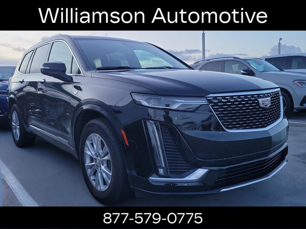 2025 CADILLAC XT6