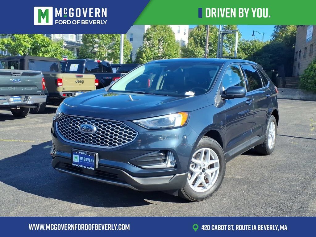 2023 FORD Edge