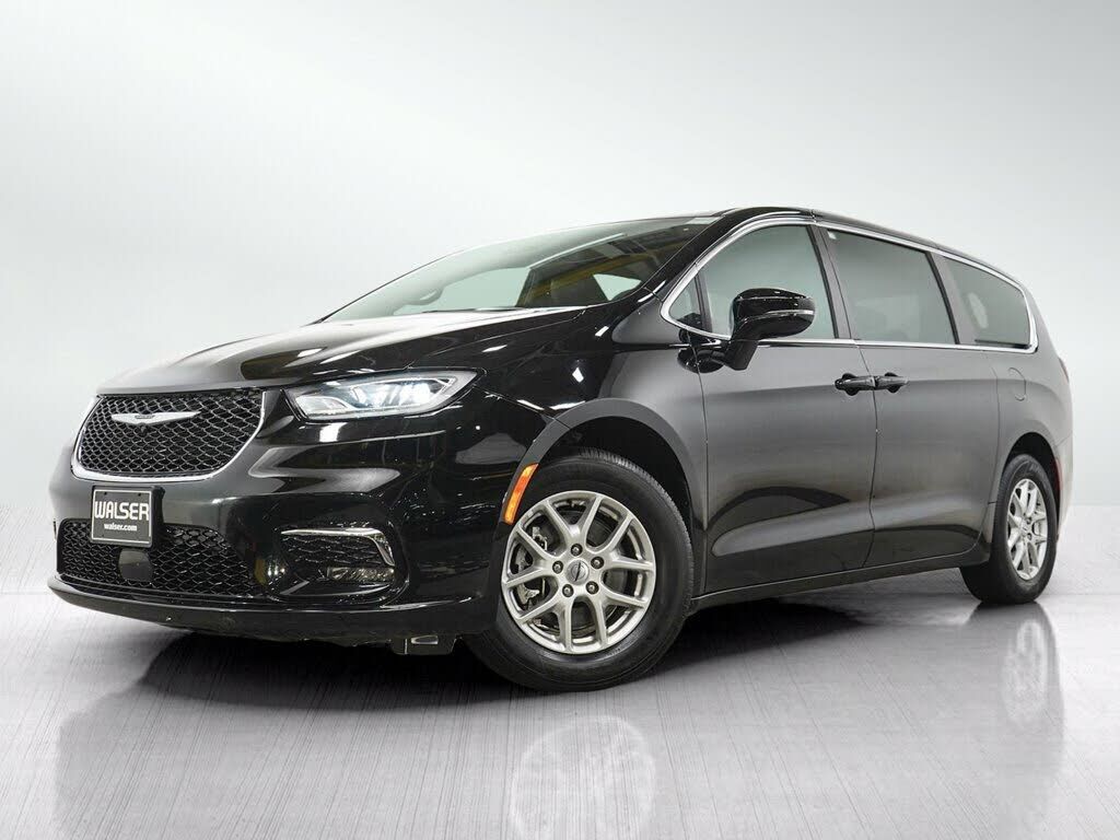 2025 CHRYSLER Pacifica