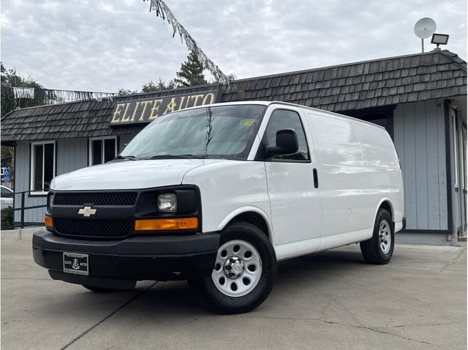 2012 CHEVROLET Express