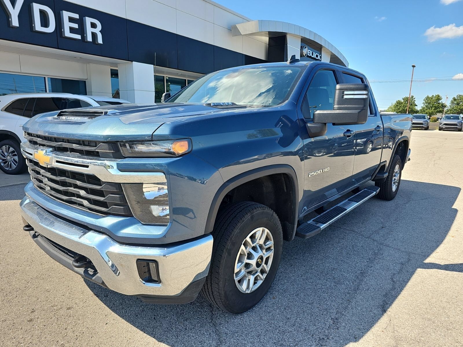 2025 CHEVROLET Silverado HD