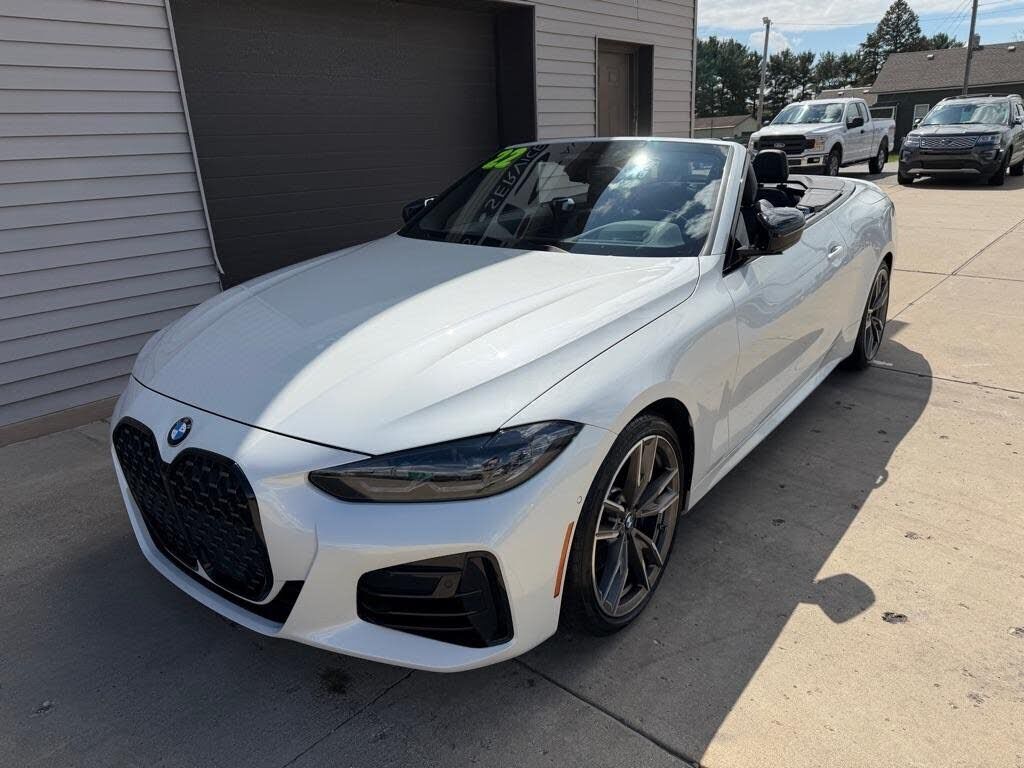 2022 BMW M4