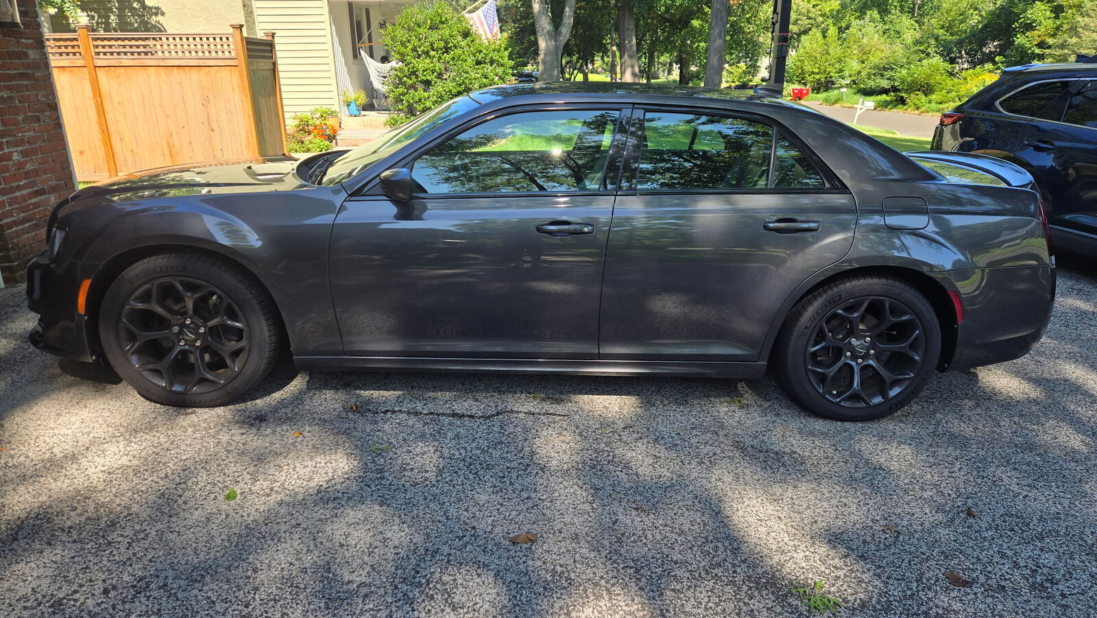 2019 CHRYSLER 300