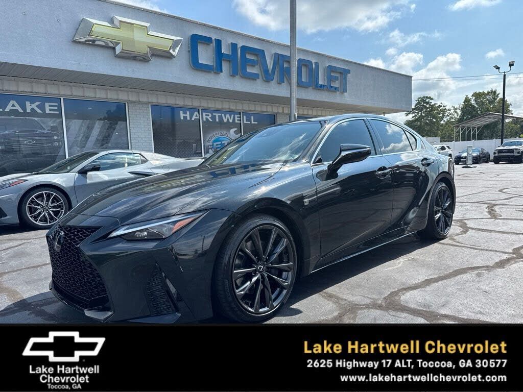 2025 LEXUS IS