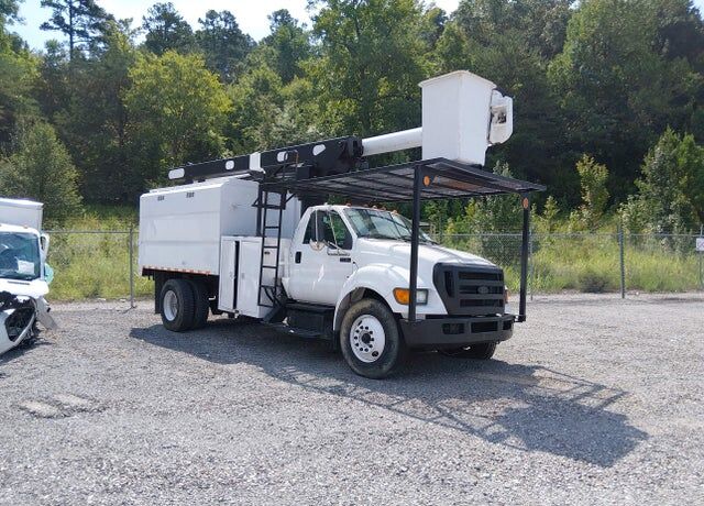 2011 FORD F-750