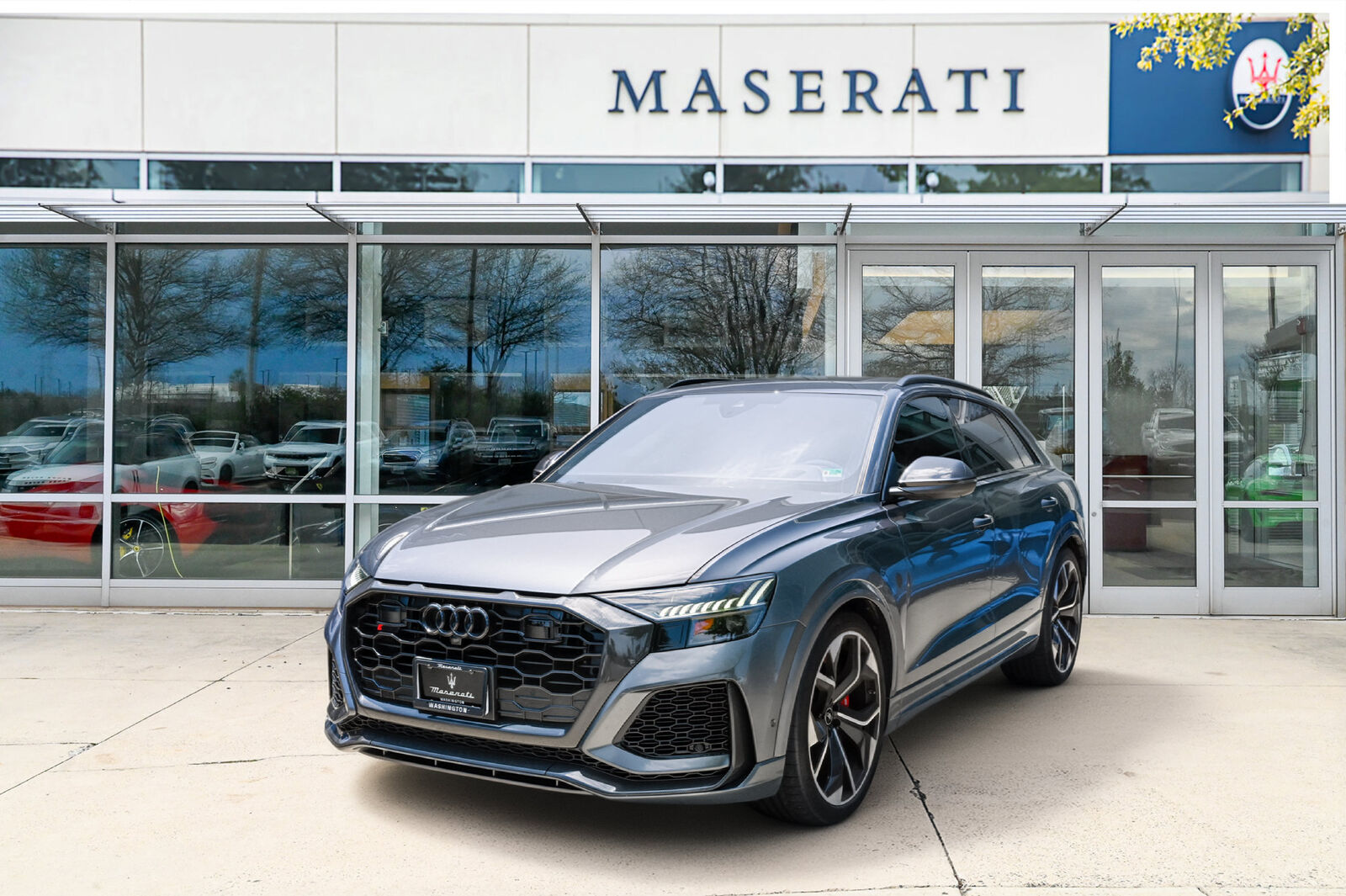 2024 AUDI RS Q8