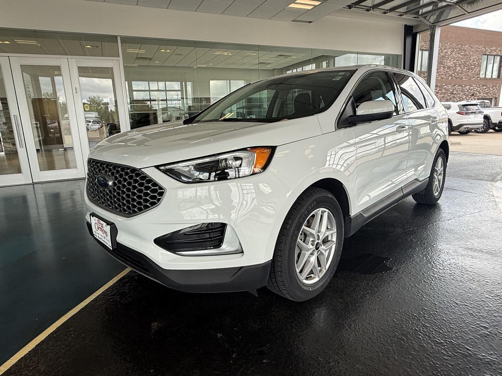 2024 FORD Edge