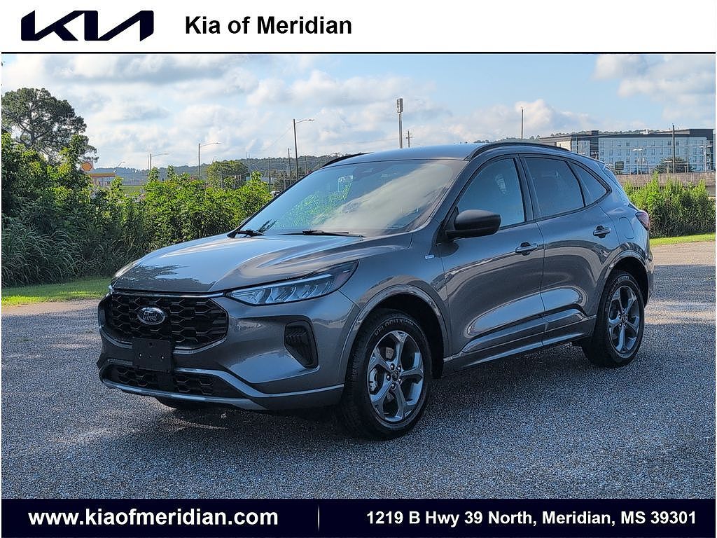 2024 FORD Escape