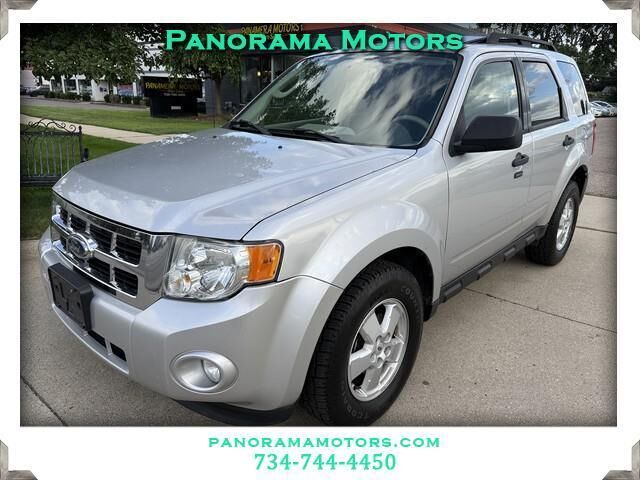 2009 FORD Escape