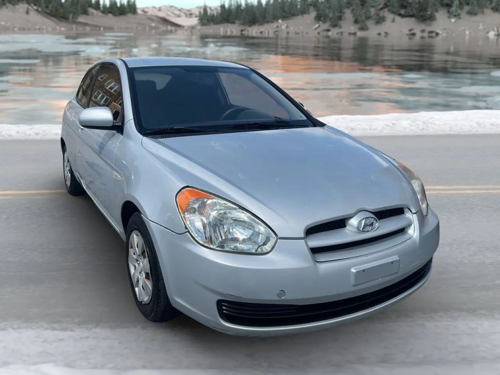2010 HYUNDAI Accent