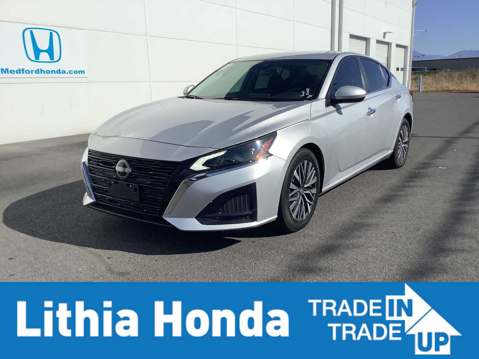 2023 NISSAN Altima