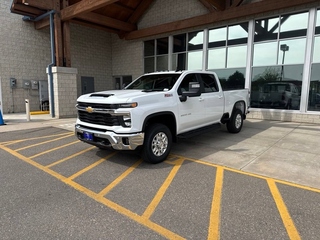 2026 CHEVROLET Silverado HD