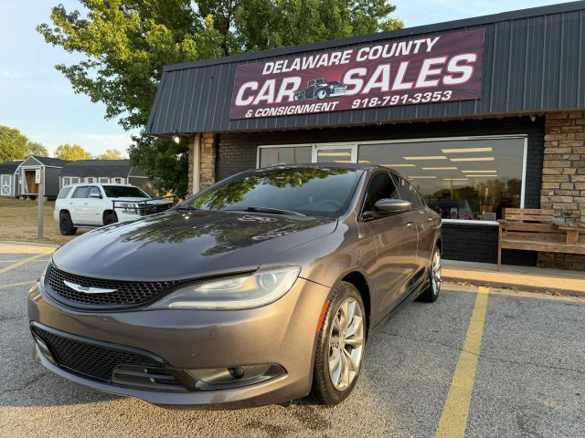 2016 CHRYSLER 200