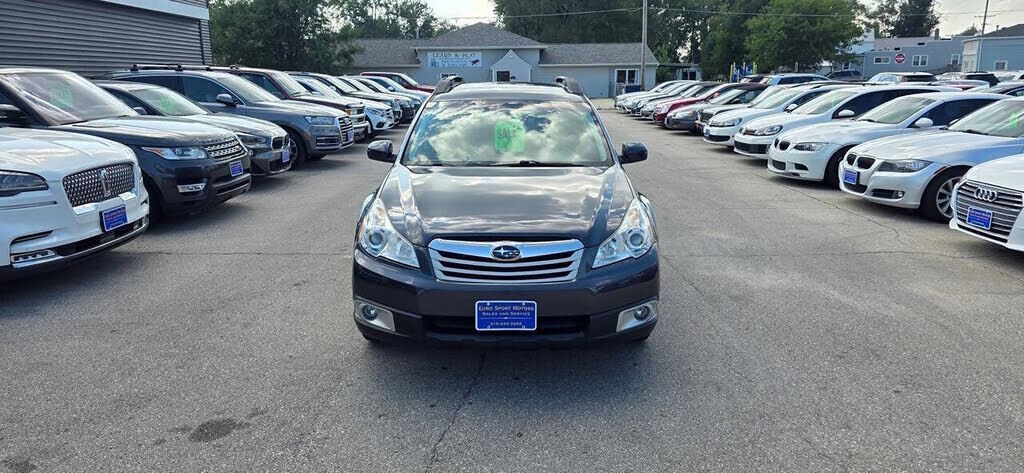 2012 SUBARU Outback
